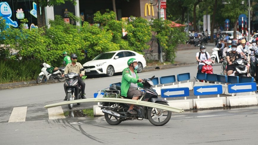 Các hãng xe công nghệ sẽ "mạnh tay" với tài xế vi phạm giao thông