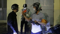 Lực lượng chức năng hoá trang bắt giữ “quái xế” càn quấy trên đường phố