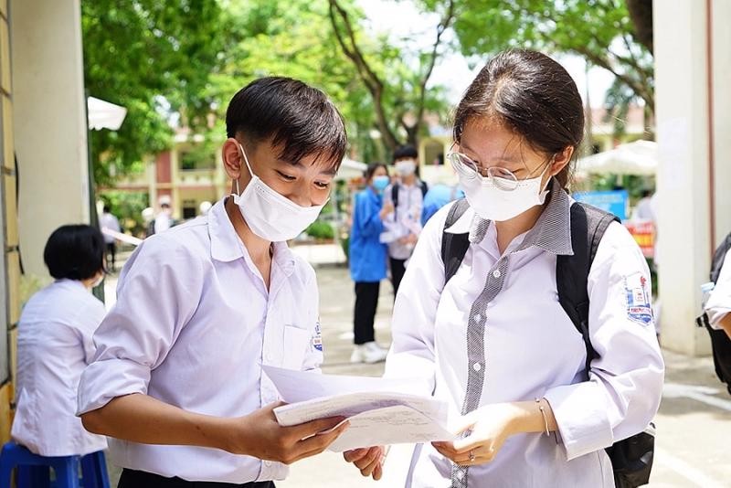 Hà Nội xét học bạ tuyển gần 30.000 học sinh vào lớp 10 tư thục
