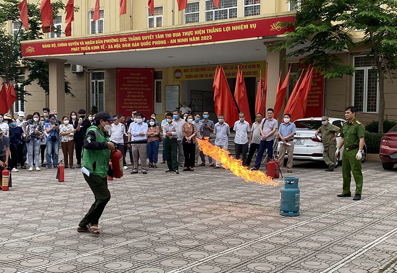 Lực lượng chữa cháy tại chỗ là hạt nhân thúc đẩy phong trào toàn dân phòng cháy, chữa cháy