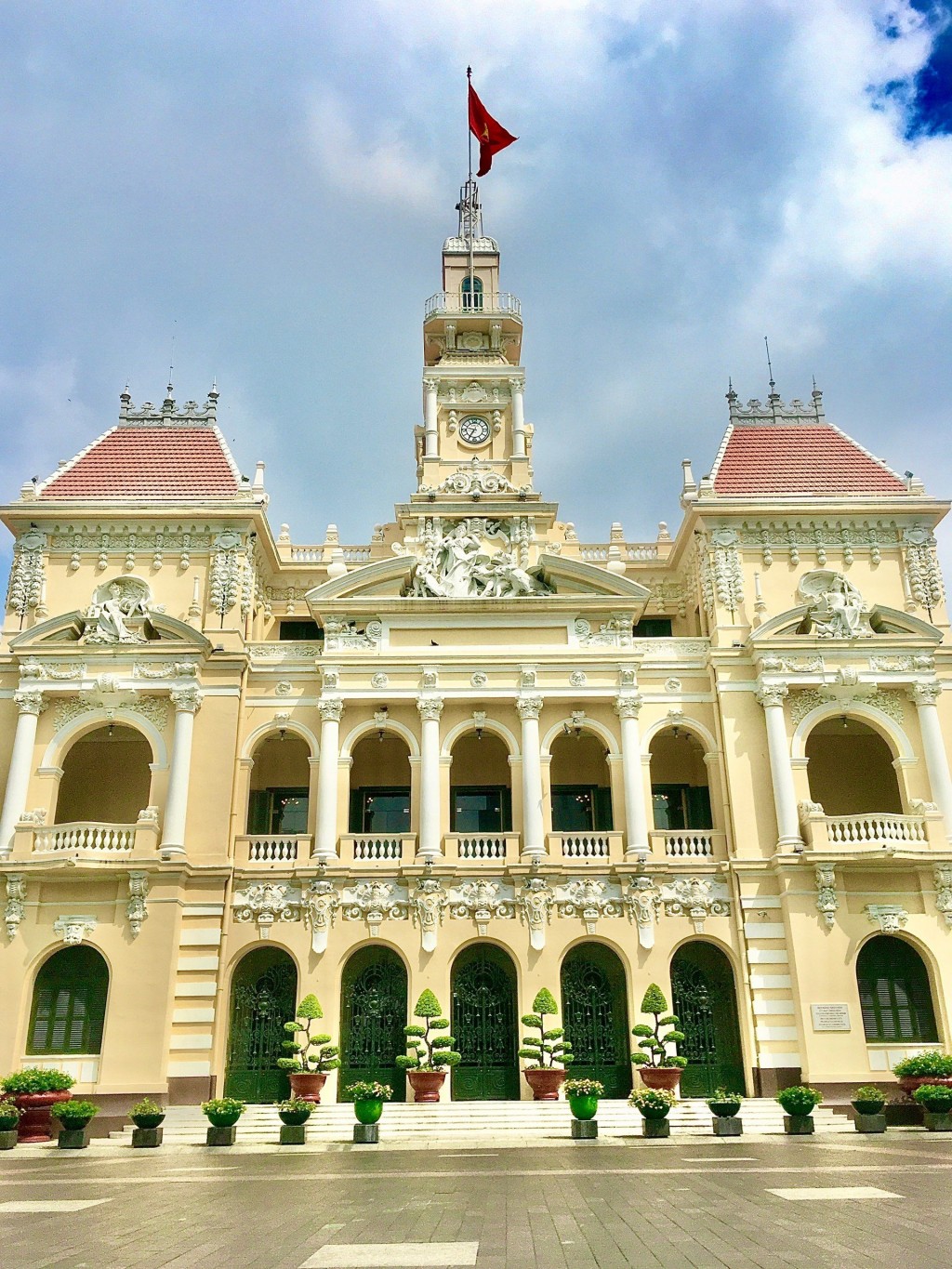 Trụ sở HĐND và UBND TP Hồ Chí Minh