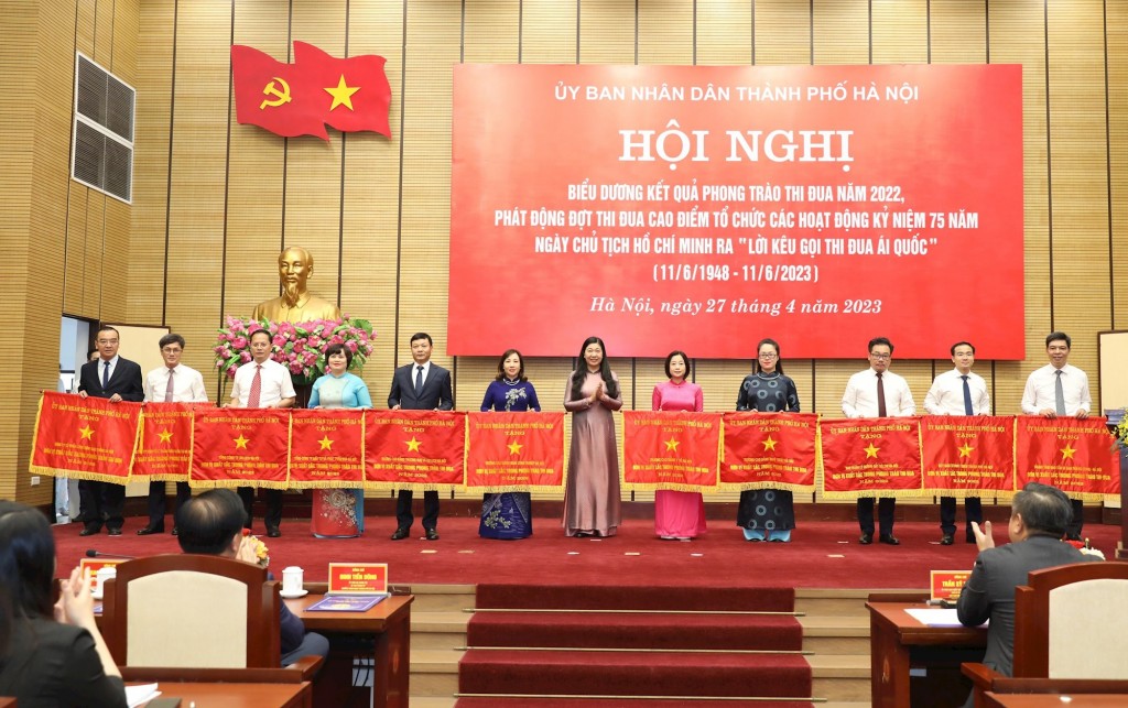 Hà Nội phát động đợt thi đua cao điểm kỷ niệm 75 năm Ngày Chủ tịch Hồ Chí Minh ra “Lời kêu gọi thi đua ái quốc”