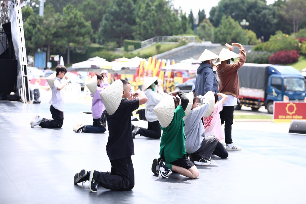 Dalat Best Dance Crew 2023 - Hoa Sen Home International Cup nóng dần trước đêm chung kết