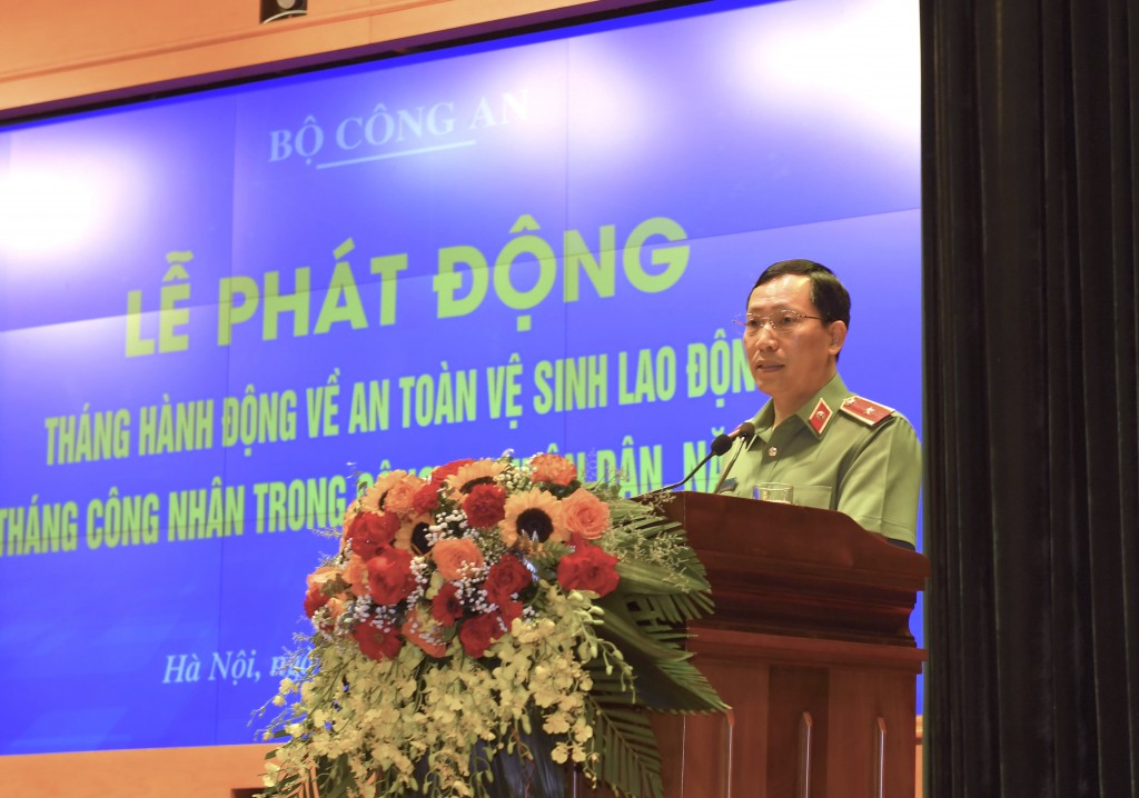 Thiếu tướng Lê Văn Tuyến - Thứ trưởng Bộ Công an phát động Tháng Công nhân, Tháng Hành động ATVSLĐ năm 2023