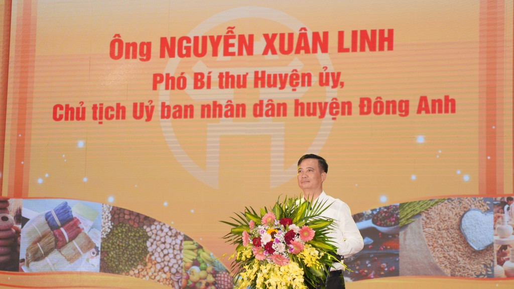 Phó Bí thư Huyện ủy, Chủ tịch UBND huyện Đông Anh Nguyễn Xuân Linh