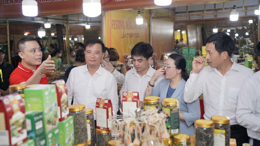 Nhiều đặc sản của Thủ đô cũng như các tỉnh thành bạn hội tụ về Festival nông sản Hà Nội 2023