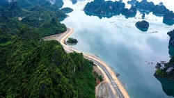 Quảng Ninh: Nâng tốc độ trên đường bao biển Hạ Long - Cẩm Phả