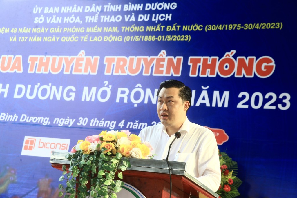 Sôi nổi Giải đua thuyền truyền thống Bình Dương mở rộng năm 2023