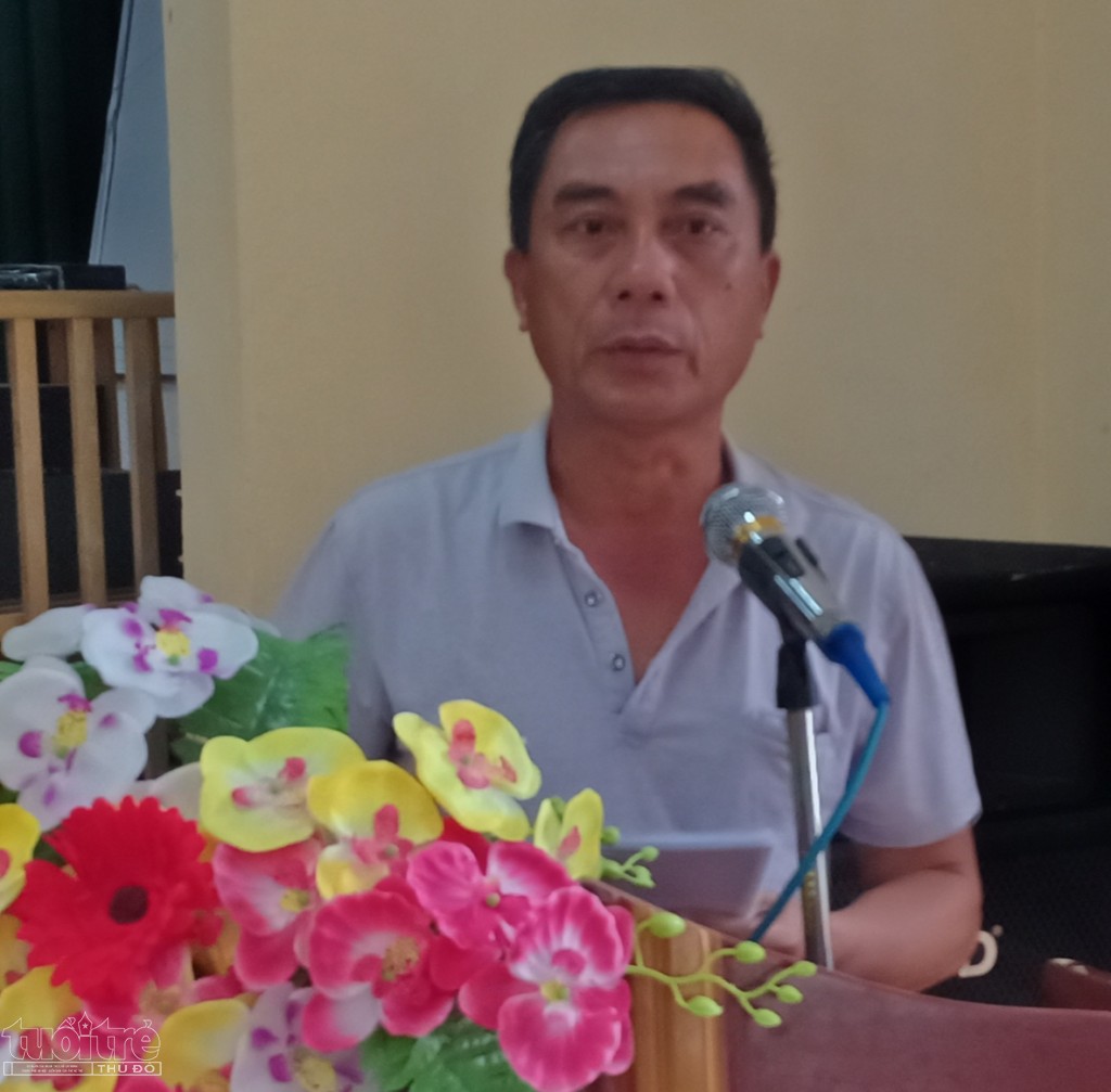 Ông Vũ Nhật Tiến - Nguyên là Chủ nhiệm HTX Yên Đông (cũ) trả lời chất vấn các xã viên HTX Yên Đông tại Đại hội Đại biểu Thành viên HTX năm 2019