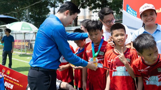 Tìm ra các nhà vô địch của Giải bóng đá thanh thiếu nhi quận Hoàng Mai