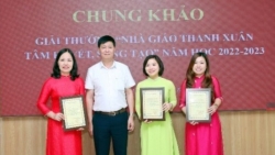 Chung khảo giải thưởng “Nhà giáo Thanh Xuân tâm huyết, sáng tạo”