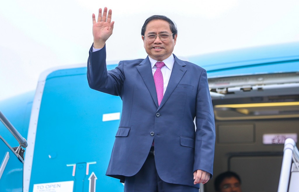 Thủ tướng Phạm Minh Chính lên đường dự Hội nghị Cấp cao ASEAN lần thứ 42 theo lời mời của Tổng thống Cộng hòa Indonesia, Chủ tịch ASEAN 2023 Joko Widodo - Ảnh: VGP/Nhật Bắc