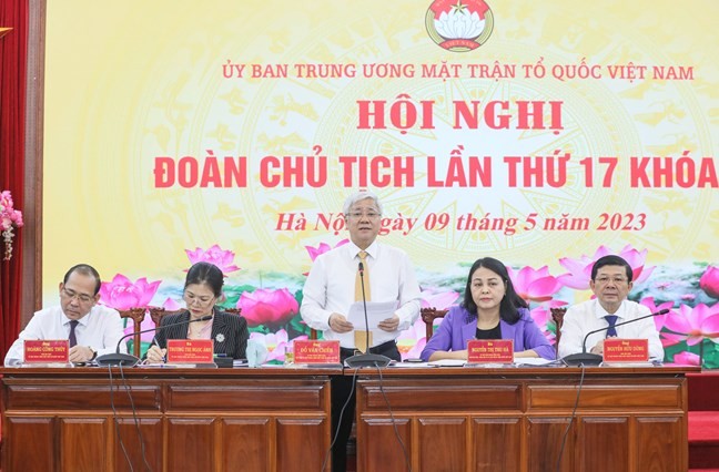 Bổ sung tình hình khó khăn của doanh nghiệp vào báo cáo kiến nghị cử tri