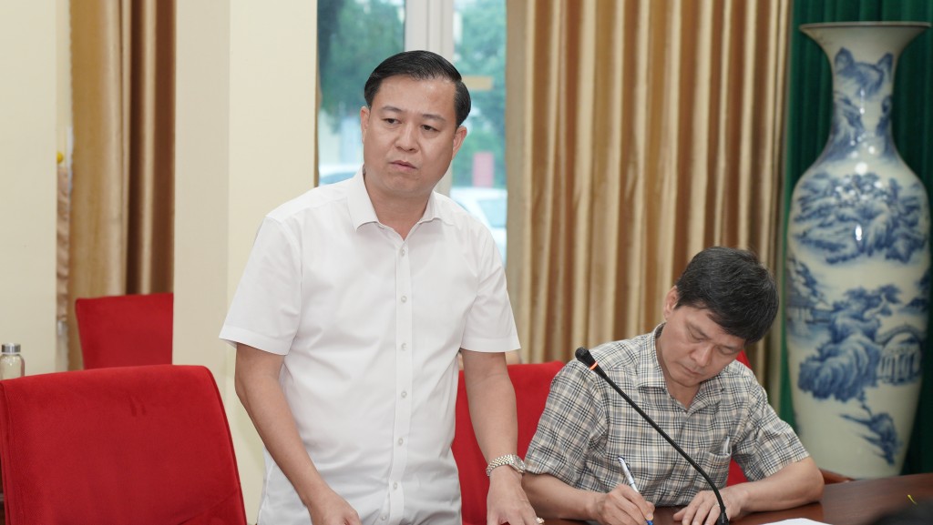 Ông Đặng Thanh Phong - Chi Cục trưởng Chi cục An toàn vệ sinh thực phẩm Hà Nội đề nghị UBND huyện Ứng Hòa tiếp tục tuyên truyền, kiểm tra, xử lý các vấn đề về ATTP không chỉ trong Tháng ATVSTP mà còn sau thời gian này nữa