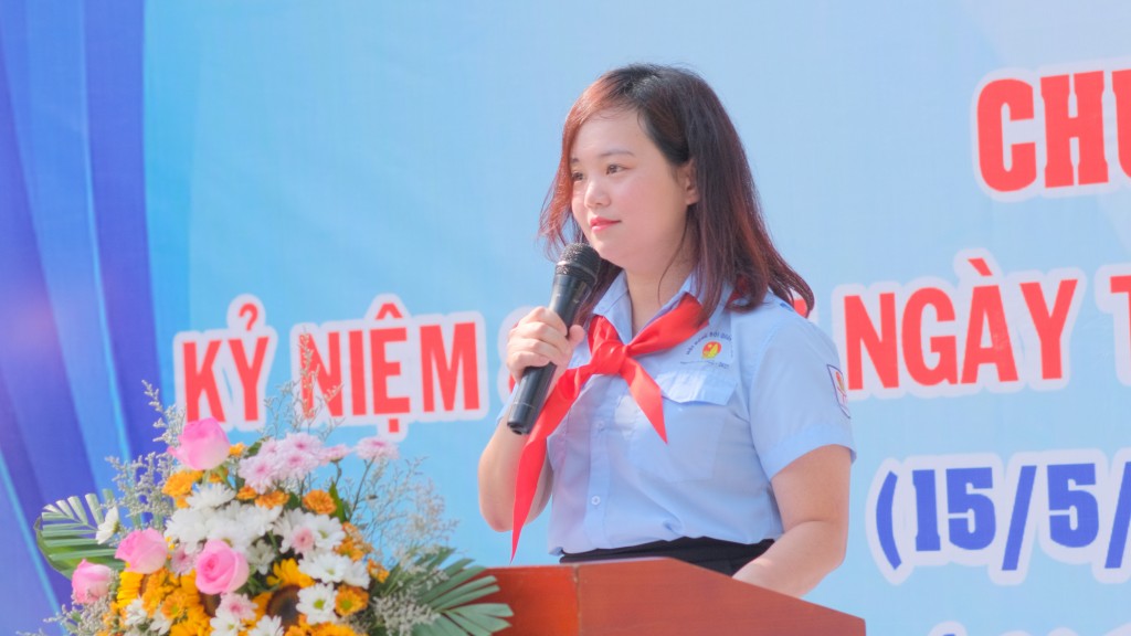 Bí thư Quận đoàn, Chủ tịch Hội đồng Đội quận Đống Đa đã ôn lại truyền thống 82 năm lịch sử vẻ vang của Đội TNPT Hồ Chí Minh