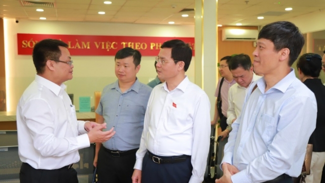 Thiếu cán bộ chuyên trách về công nghệ thông tin ảnh hưởng tới tiến độ chuyển đổi số
