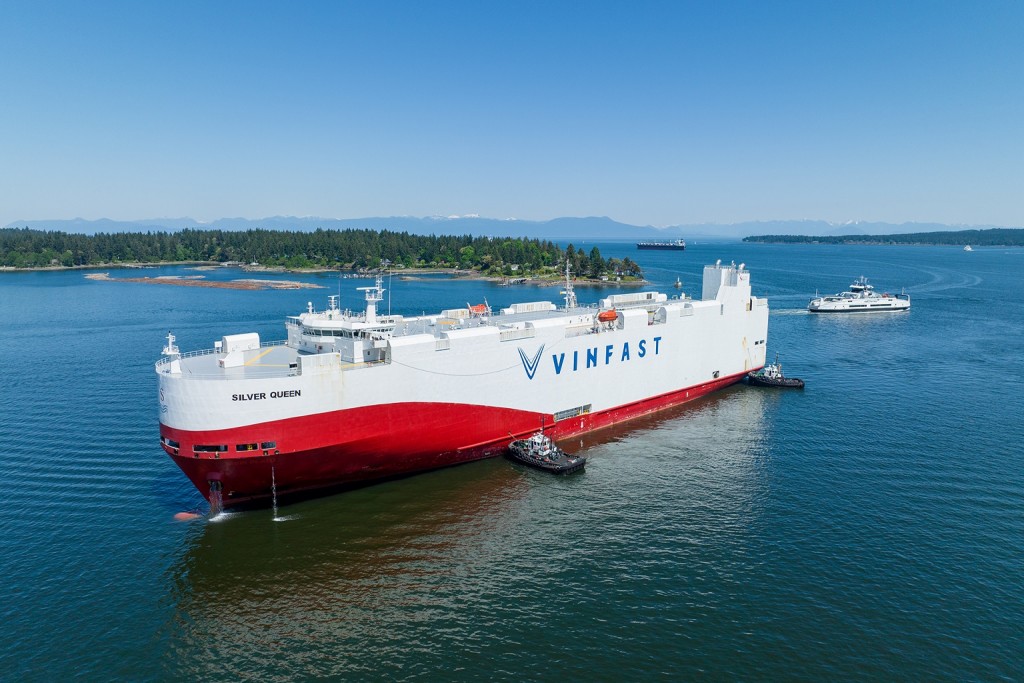 Lô xe điện đầu tiên VF 8 cập cảng Canada - Sẵn sàng bàn giao từ tháng 6/2023