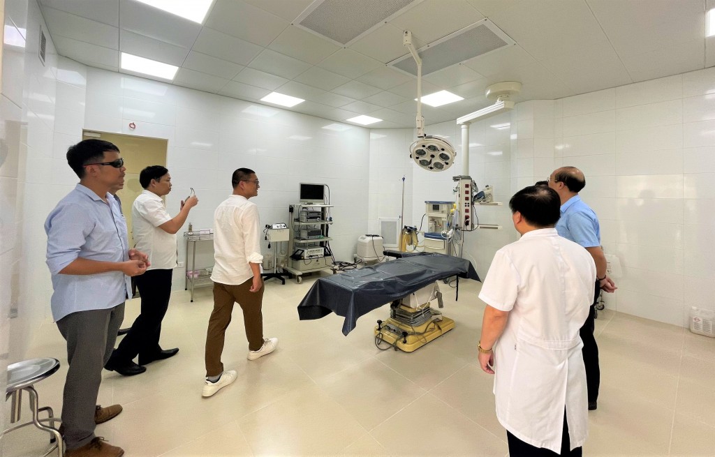 Nhiều trang thiết bị hiện đại giúp nâng cao chất lượng công tác khám chữa bệnh.