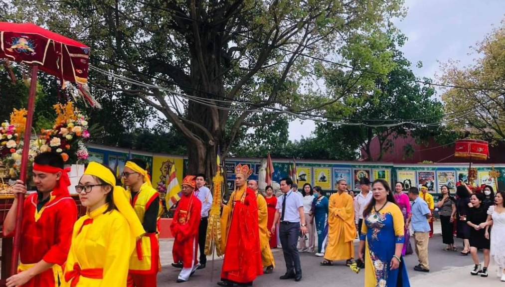 Lễ hội truyền thống tại Mai Lâm (Đông Anh, Hà Nội)