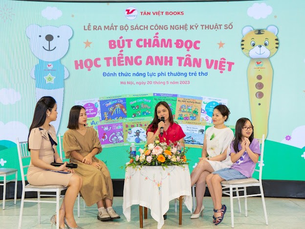 Chị Thanh Vân chia sẻ về bộ sách