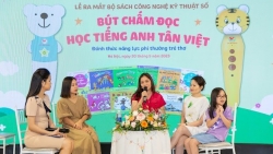 Ra mắt bộ sách công nghệ kỹ thuật số “Bút chấm đọc - Học tiếng Anh Tân Việt”