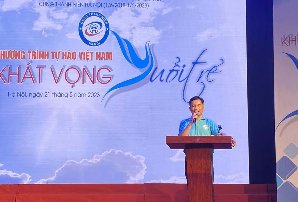 đồng chí Trần Phúc Lộc, Phó Chủ tịch Hội Liên hiệp Thanh niên Việt Nam thành phố, Phó Giám đốc Cung Thanh niên Hà Nội