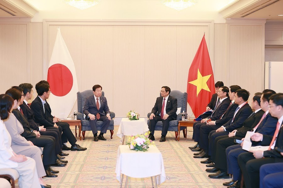 Trong khuôn khổ tham dự Hội nghị Thượng đỉnh G7 mở rộng và làm việc tại Hiroshima, Nhật Bản, Thủ tướng Phạm Minh Chính đã tiếp các nghị sĩ Quốc hội có khu vực bầu cử tại Hiroshima - Ảnh: VGP/Nhật Bắc
