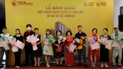 Cư dân T&T DC Complex chính thức nhận bàn giao giấy chứng nhận quyền sử dụng đất