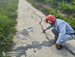 Hạ tầng xây dựng phục vụ nuôi tôm chậm tiến độ, kém chất lượng, dân bức xúc