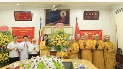 Chủ tịch Ủy ban MTTQ Việt Nam TP Hà Nội chúc mừng Giáo hội Phật giáo Việt Nam TP
