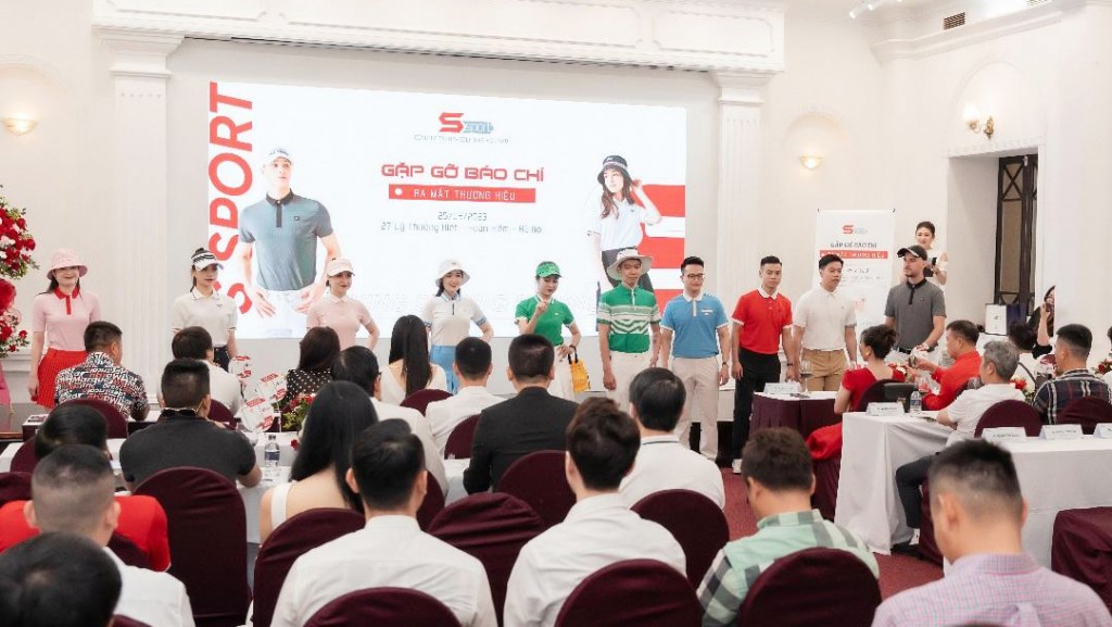 MC Hải Anh, diễn viên Kim Oanh đọ sắc tại sự kiện ra mắt S Sport