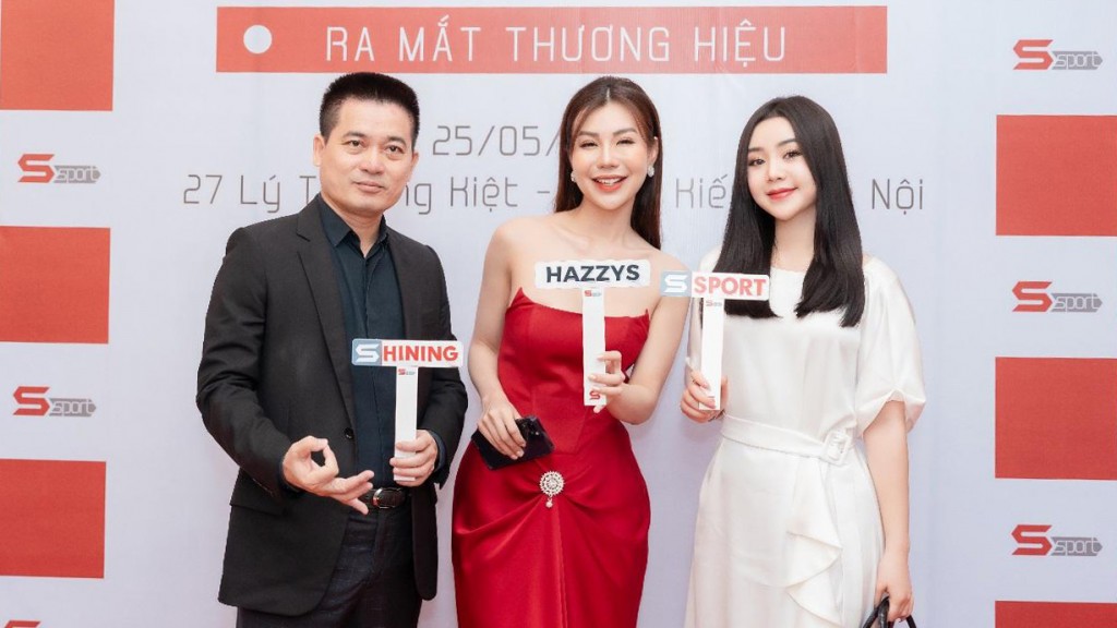 MC Hải Anh, diễn viên Kim Oanh đọ sắc tại sự kiện ra mắt S Sport