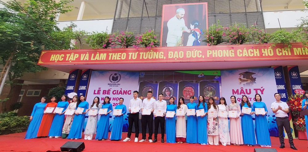 Một năm nhiều thành công của thầy trò trường THCS Nguyễn Du