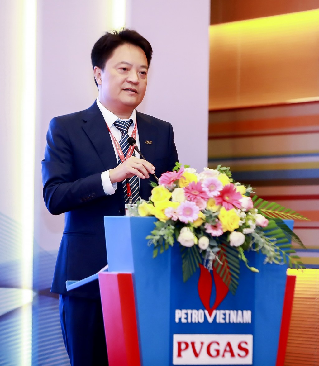 Ông Hoàng Văn Quang thay mặt Đoàn Chủ tịch báo cáo kết quả thực hiện kế hoạch 2022