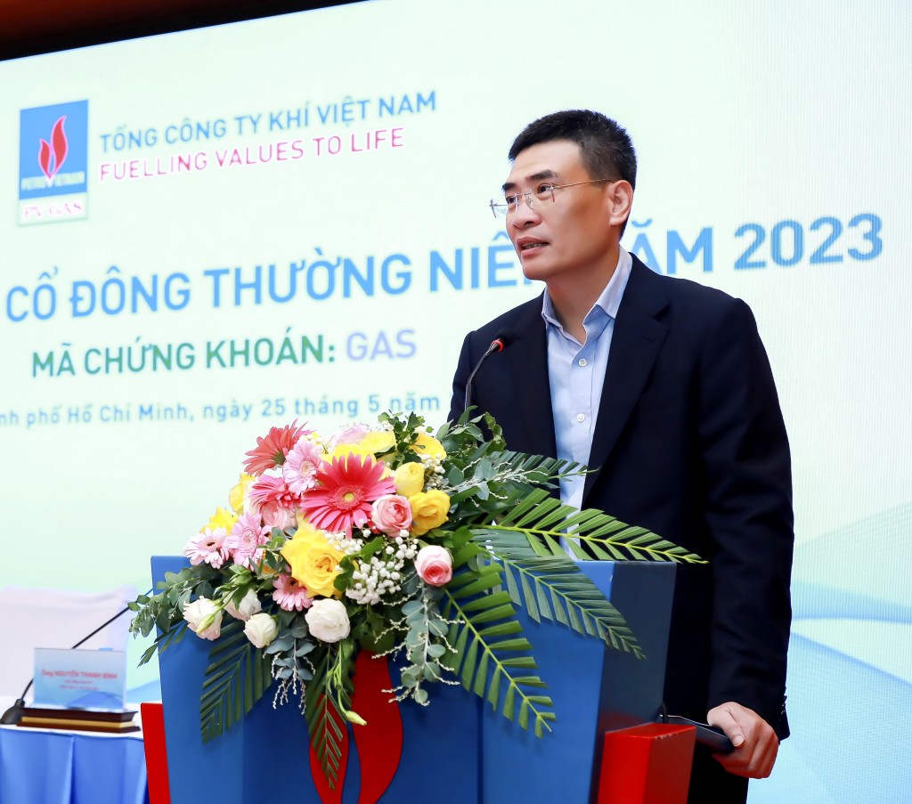 Ông Dương Mạnh Sơn – Phó Tổng Giám đốc PVN phát biểu khẳng định PVN đánh giá cao những nỗ lực của PV GAS trong việc hoàn thành vượt mức các chỉ tiêu SXKD