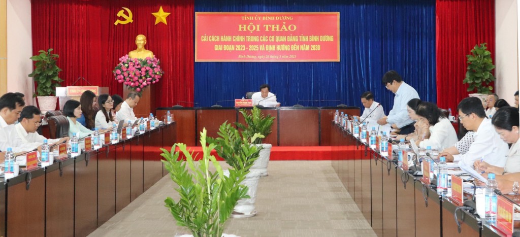 Quang cảnh hội nghị