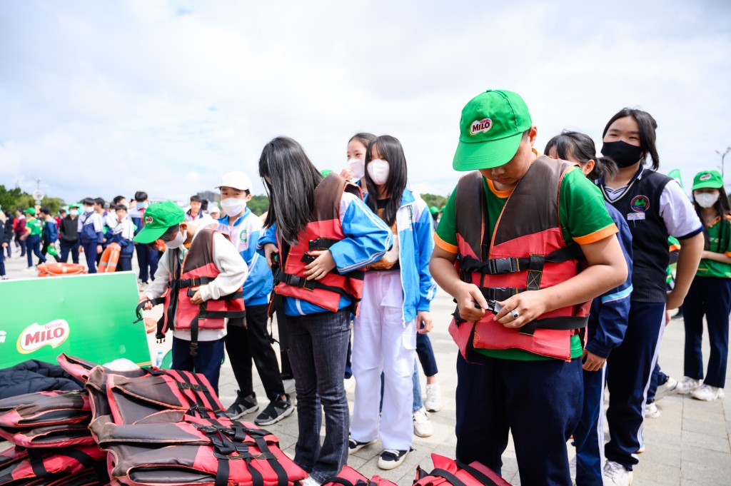 Lễ phát động là cơ hội để các em tham gia thi đấu, trau dồi kỹ năng bơi và cứu đuối, rèn luyện sức khỏe và ý chí bền bỉ thông qua thể thao