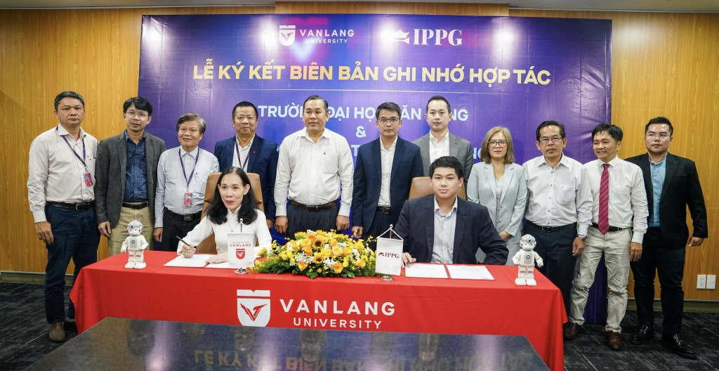 Con trai ông Hạnh Nguyễn ký kết hợp tác phát triển giáo dục AI