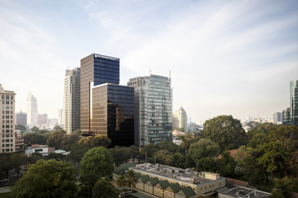 03_Deutsche Bank Vietnam Office_Day