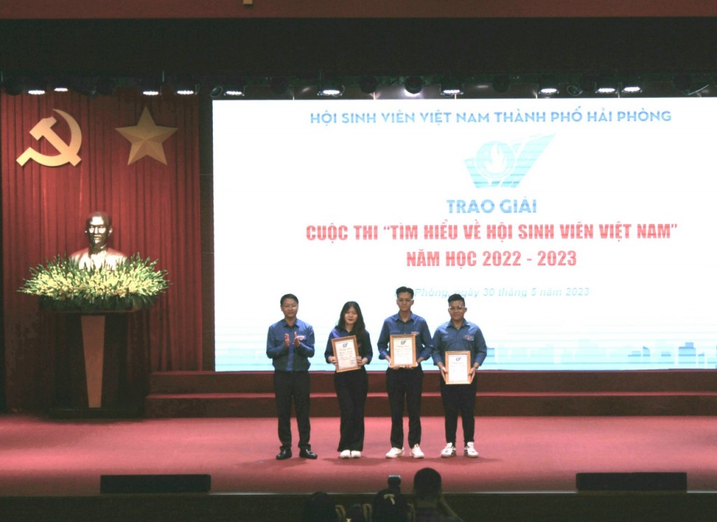 Trao giải Cuộc thi tìm hiểu về Hội Sinh viên Việt Nam