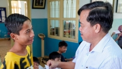 Lãnh đạo tỉnh Cà Mau thăm, tặng quà thiếu nhi Làng trẻ SOS