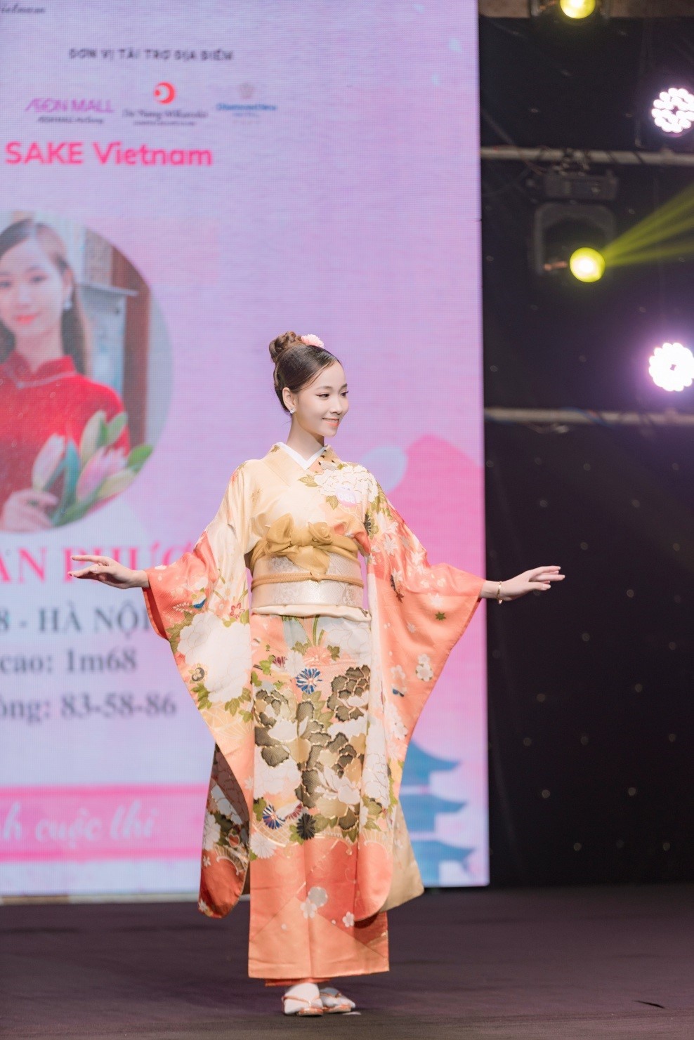 Lưu An Phương duyên dáng trong trang phục kimono