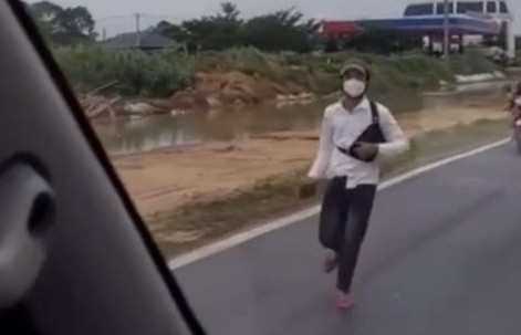 Trà Vinh: Nam thanh niên tấn công xe cứu thương chở bệnh nhân cấp cứu