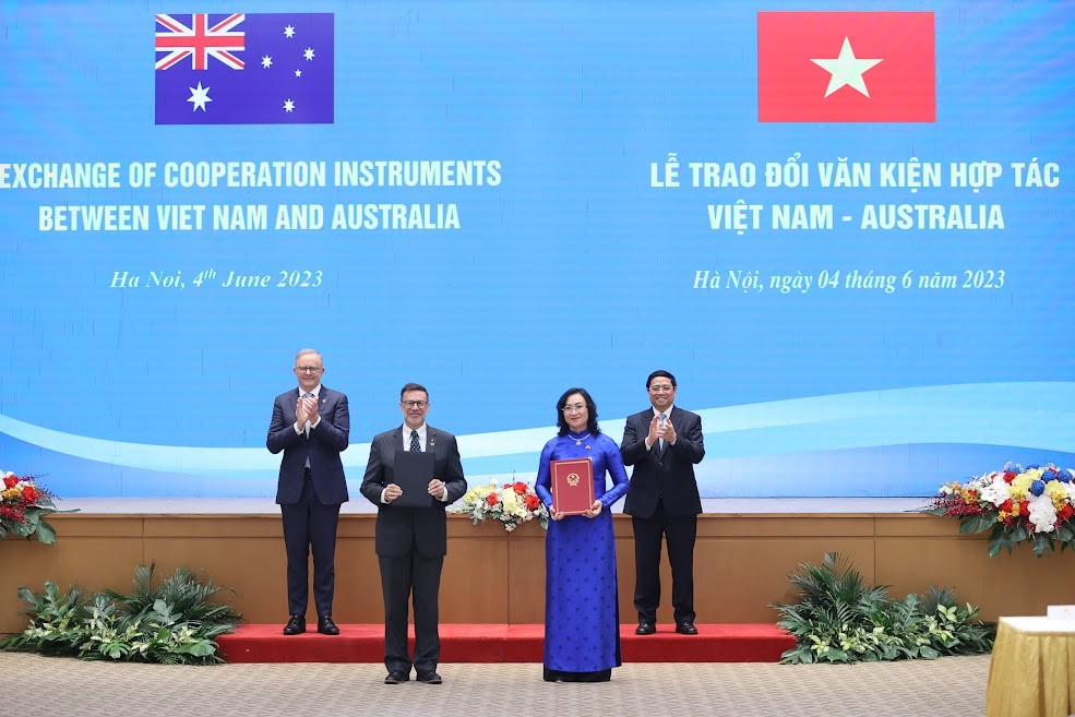 Bộ Công Thương Việt Nam và Bộ Ngoại giao và Thương mại Australia trao đổi Bản ghi nhớ hợp tác về thành lập Đối thoại cấp Bộ trưởng về thương mại hai nước- Ảnh: VGP/Nhật Bắc