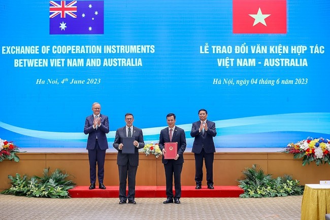 Việt Nam - Australia trao đổi nhiều văn kiện hợp tác quan trọng