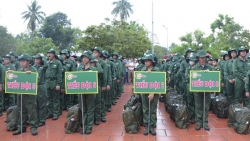 Đà Nẵng: 150 "chiến sĩ nhí" lên đường tham gia học kỳ quân đội