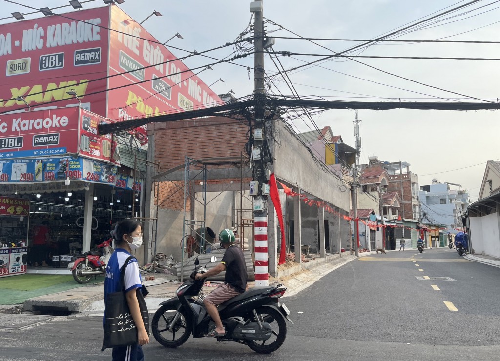 công trình góc đường Nguyễn Thị Định - Lê Hữu Kiều không tìm thấy thông tin cấp phép xây dựng trong bản đồ thông tin quy hoạch  TP Thủ Đức