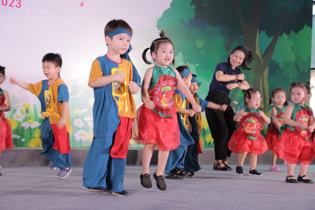 Ấn tượng "thanh" và "sắc" trong khu vườn mùa hạ tại TH School