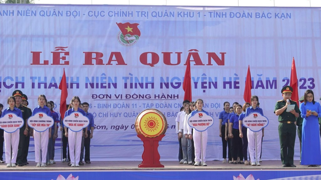 Các đội hình tình nguyện ra mắt tại chương trình 