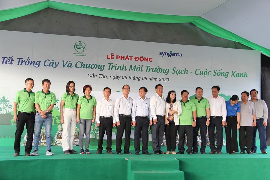 Lễ phát động chương trình “môi trường sạch, cuộc sống xanh” diễn ra thành công tại Cần Thơ và Kiên Giang